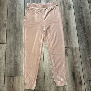 Stylish and Soft Pink Bottoms Small